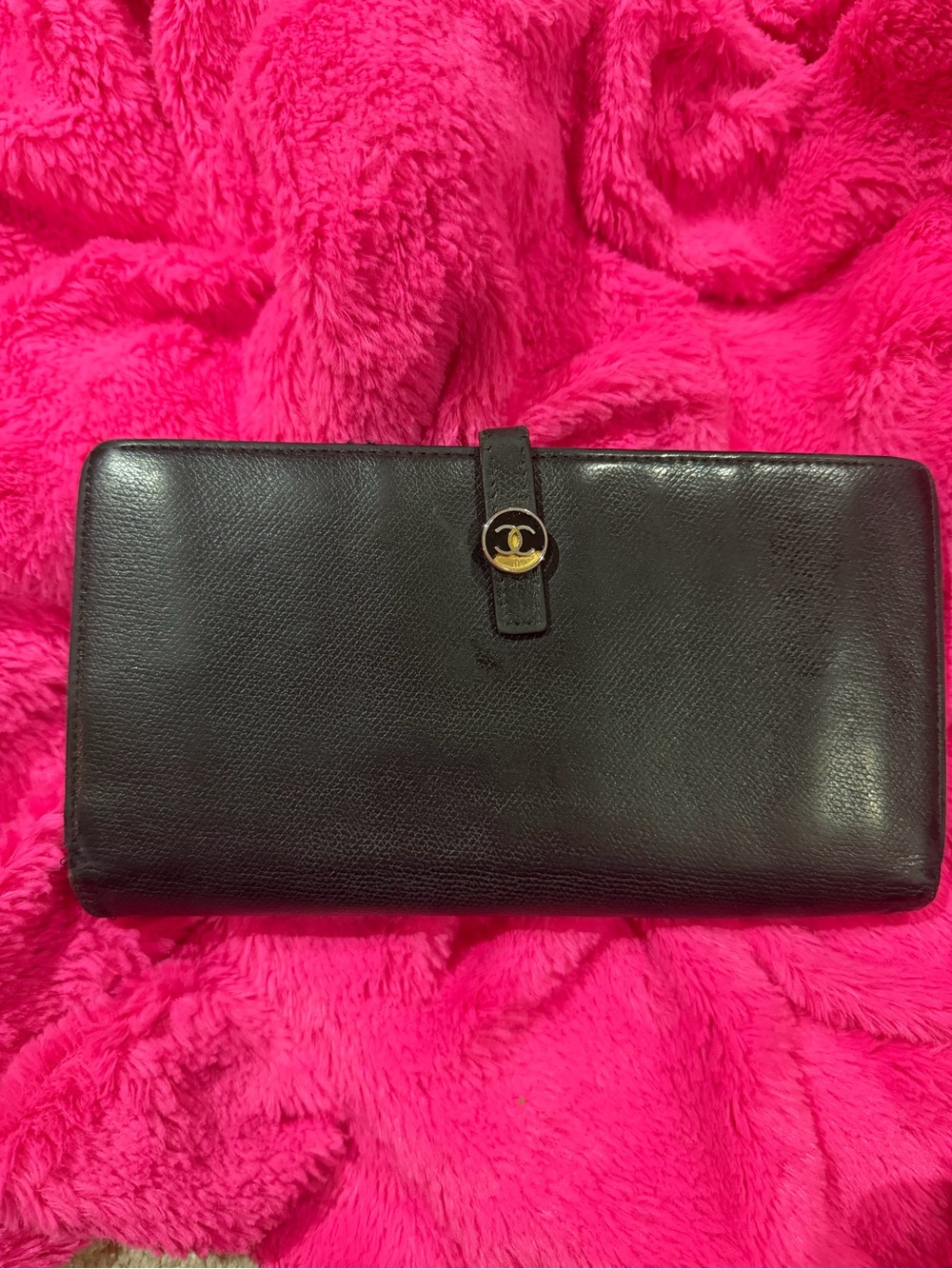 CHANEL Black Leather Wallet with Gold Chanel Sticker